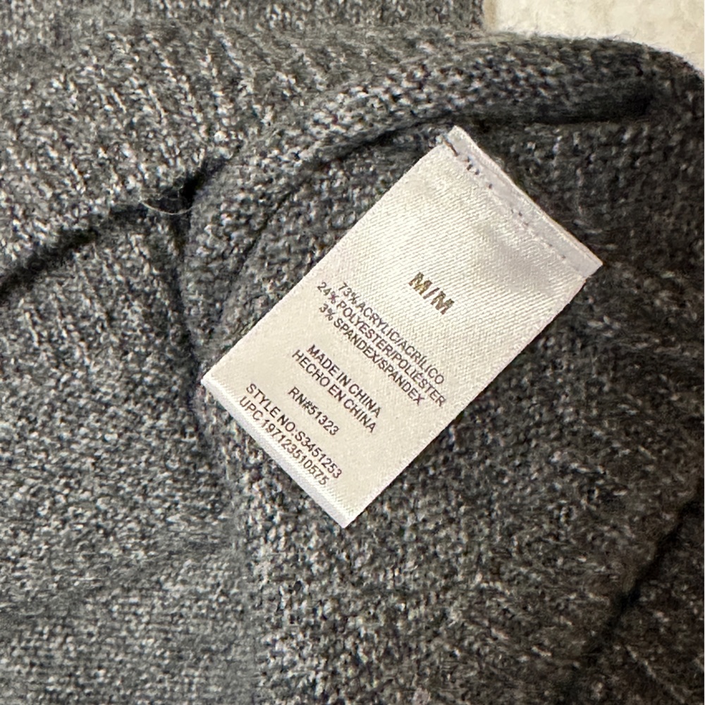 Vince Camuto Cheers Sweater - Picture 3 of 4